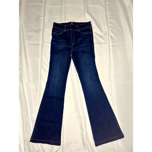 Spanx Women’s Flare Jeans Size M Medium Blue Dark Wash High Rise Stretch Denim - Picture 2 of 8